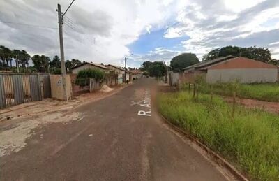 Crime aconteceu na rua Abtônio Petengil, na Vila Popular.