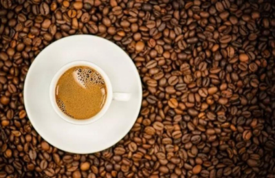 Cafeína em pó é utilizada para treino na academia.