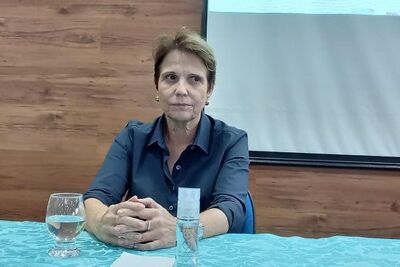 Sem óculos e repaginada para as eleições, ministra voltará ao comando do Ministério da Agricultura em caso de reeleição de Bolsonaro.