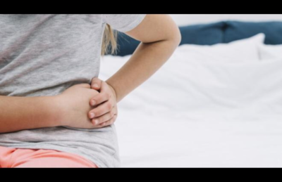 Sintomas gastrointestinais abrangem dor abdominal, diarreia e vômitos -, principalmente em pequenos de até 10 anos.