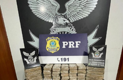 Denar e PRF aprenderam 40 kg de cocaína.
