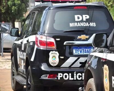 Viatura da Delegacia de Polícia Civil de Miranda, onde caso foi registrado.
