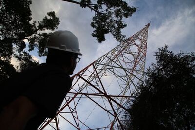 Com 82 metros, incluindo o tubulão, torre da TV ALEMS já está montada, etapa importante para efetivação do projeto do sinal aberto. 