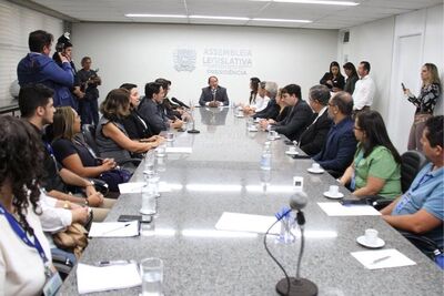 Legislativo Estadual propõe reflexão acerca da cidadania e desenvolvimento sustentável aos estudantes do Ensino Médio.