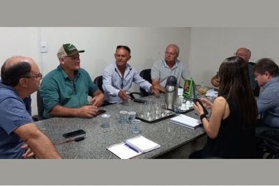 Vilmar Vendruscolo participa de reunião em Rio Verde de MT/MS.