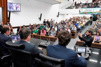 Audiência pública pública lotou o plenário para democratizar a discussão sobre o projeto de proteção e conservação do Pantanal.  Foto: Wagner Guimarães