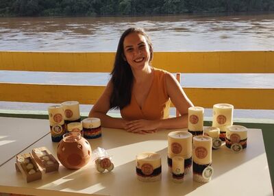 Em Coxim, empresária produz velas aromáticas inspiradas no Pantanal e cresce com apoio do Sebrae.
