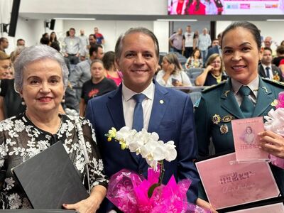 Mulheres notáveis são homenageadas por Coronel David com Troféu Celina Jallad.