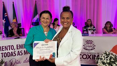 Vereadora Professora Marly Nogueira concede Moção de Congratulação para Antonia Leonilda Leite.