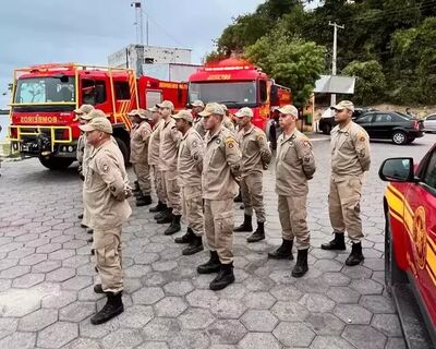 Corpo de Bombeiros Militar de MS durante lançamento das 7 Bases Avançadas de Combate aos Incêndios Florestais no Pantanal.