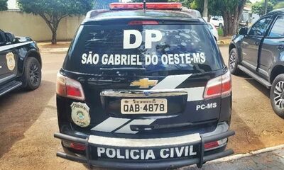 Viatura da Polícia Civil. 