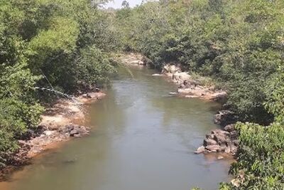 Rio Aquidauana, em Rochedo/MS.