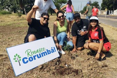 Vereador Chicão Viana faz alerta e planta 1.405 mudas de árvores, mesmo número de votos que o elegeu.