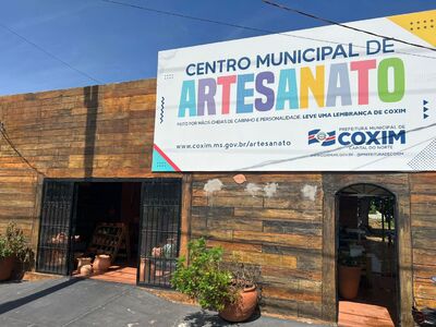 Associação Espaço das Artes de Coxim está situada no anexo do Centro Municipal de Artesanato.