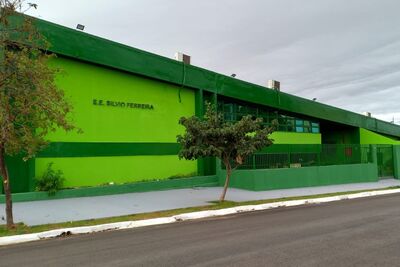 Escola Estadual Silvio Ferreira em Coxim.