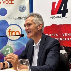 Comentarista político Paulo Barbosa. Foto: Reprodução 