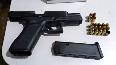 Arma, munições e carregador apreendidos pela Polícia Militar. Foto: Divulgação