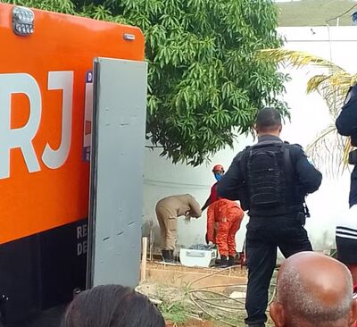 A Polícia Militar e o Corpo de Bombeiros resgataram os corpos. Foto: Polícia Civil 