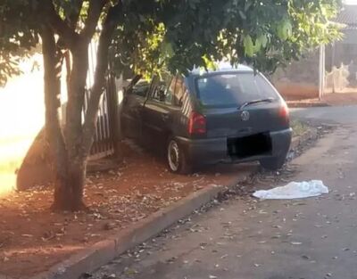 Carro que autor utilizou para atropelar vítima. Foto: Site Mais CG