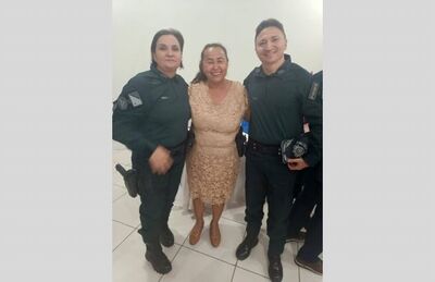 Coronel Neidy, Lucia da AAVC e Ten-cel Célio, esposo da vereadora. Foto: Divulgação  
