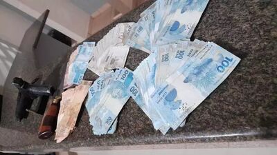 Parte do dinheiro apreendido durante investigação. Foto: Divulgação
