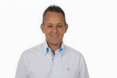 Radialista, ex-vereador e repórter Sidney Assis. Foto: Reprodução TSE/Diário X 