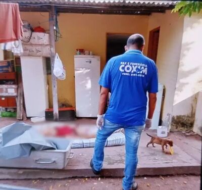 Corpo foi encontrado em cima do colchão. Foto: Direto das Ruas/CGNEWS 