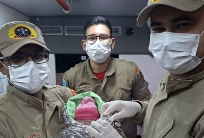 Bombeiros fazem parto de emergência dentro de viatura em Campo Grande  Foto: Corpo de Bombeiros Militar