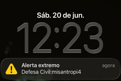 Alerta da Defesa Civil com a palavra 
