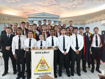 Ordem DeMolay em Coxim recebe novos integrantes em sessão magna de iniciação. Foto: Valdeir Simão/Diário X 