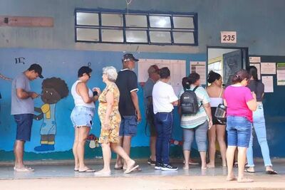 Eleitores aguardando em fila para votação na eleição de 2024 em Campo Grande. Foto: Arquivo/Campo Grande News