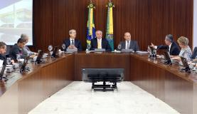 Temer  reúne-se  com  senadores  para  discutir  a  reforma da Previdência