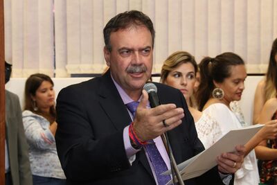 O deputado apresentou três projetos de lei na sessão de hoje