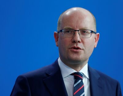 O primeiro-ministro da República Tcheca, Bohuslav Sobotka, durante encontro em Berlim em 3 de abril de 2017