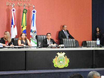 David Almeida recebeu notificação na ALE-AM