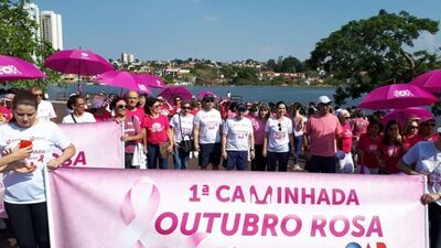 Caminhada na manhã deste domingo abriu a programação do Outubro Rosa em Campo Grande