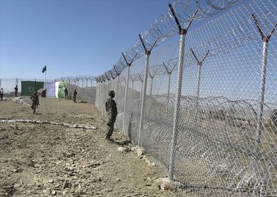 Cerca na fronteira entre o Afeganistão e o Paquistão