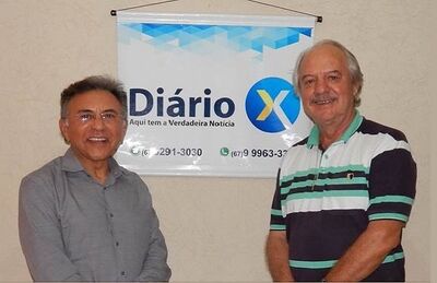 Dr. Odilon de Oliveira e Moacir Kohl visitam a sede do Diário X