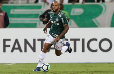 Felipe Mello teve atuação apagada no Rio de Janeiro