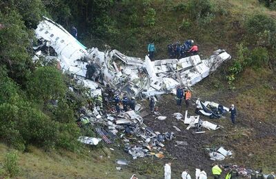 Avião acidentado que levava a Chapecoense à Colômbia