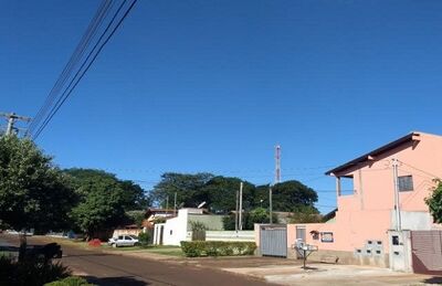 Temperatura chegou a 32,5 graus no início da tarde de hoje em Dourados