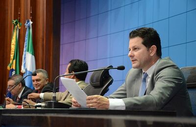 Emenda de R$ 185 mil destinada pelo deputado Renato Câmara vai garantir a instalação de aparelhos de ar condicionado e televisores nos 34 postos de saúde de Dourados