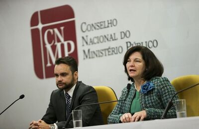 Ministro dos Direitos Humanos, Gustavo Rocha, e a procuradora-geral da República, Raquel Dodge, na abertura do Seminário Internacional de Execução Penal