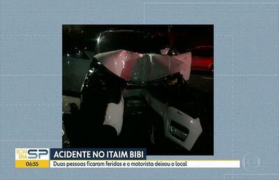 Carro bate em árvore e duas mulheres ficam feridas em acidente no Itaim Bibi