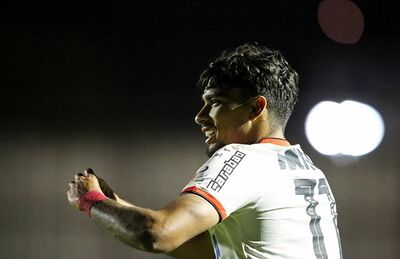 Lucas Paquetá abriu o caminho da goleada do Flamengo