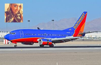 Avião da companhia Southwest e, no detalhe, traci redford, mãe da pequena Abcde Redford (Foto: Tomás del Coro/Flickr e Reprodução/Flickr/Traci Redford)