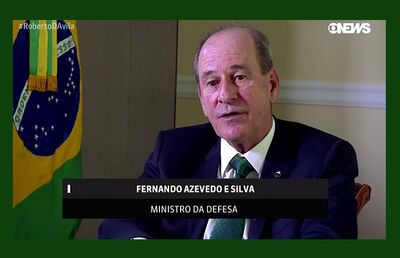 Fernando Azevedo e Silva, ministro da Defesa, durante entrevista à GloboNews
