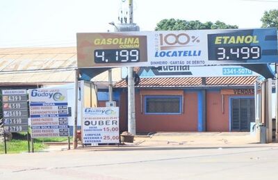 Logística e impostos na rota do combustível até os postos impactam no preço