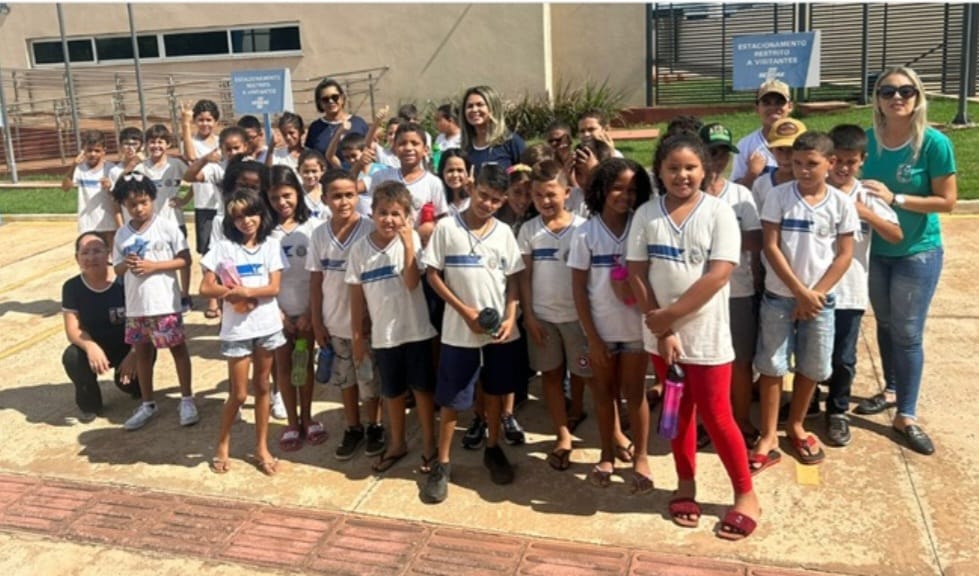 Chegada dos alunos na sede do Sebrae Regional Coxim -MS.