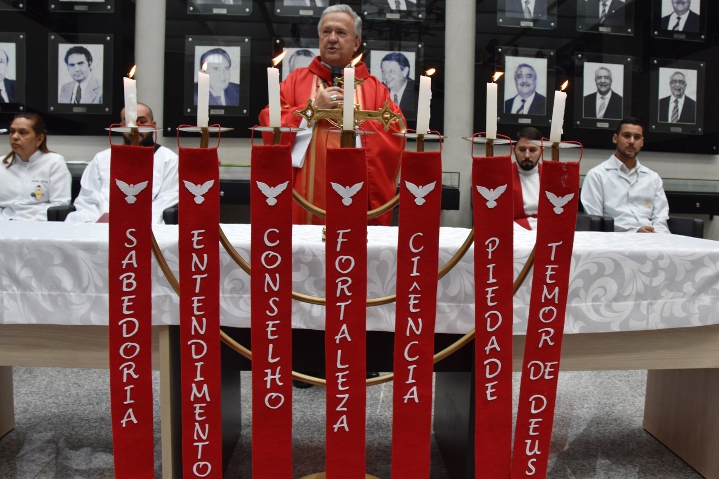 Missa propõe reflexão a respeito dos sete dons do Espírto Santo. Foto: Reprodução